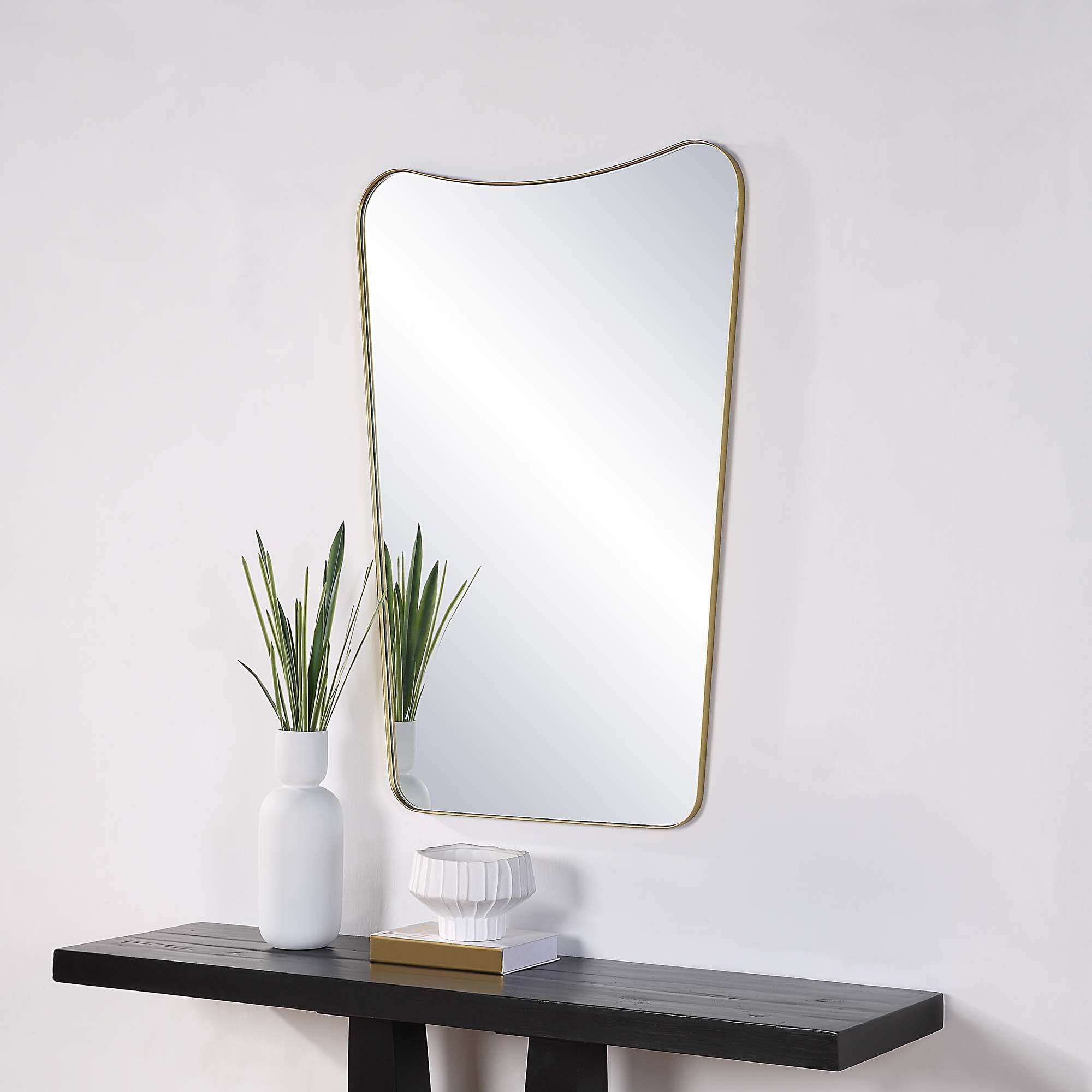 Artesia Mirror
